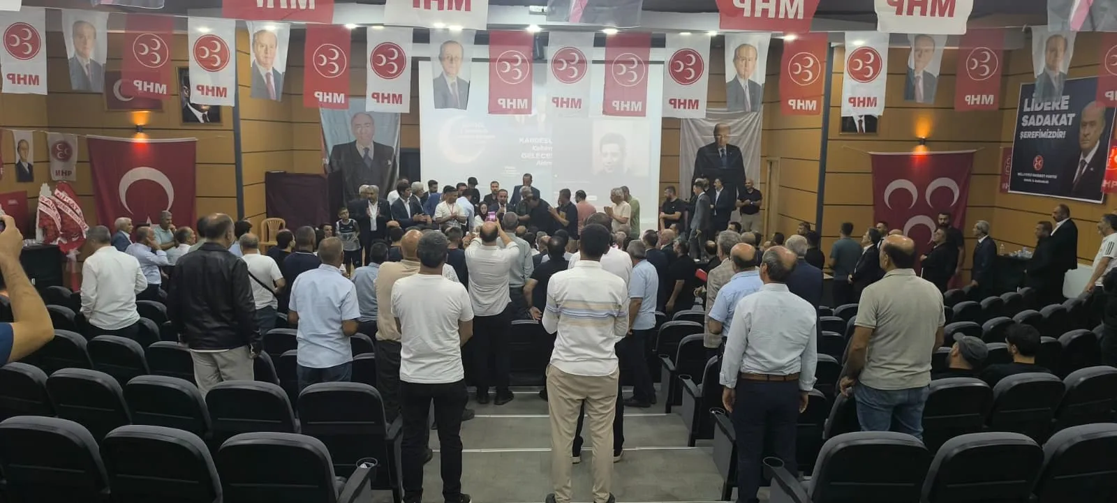 MHP Bingöl İl Kongresinde Emin Varan Güven Tazeledi - Fotoğraf Galerisi 2