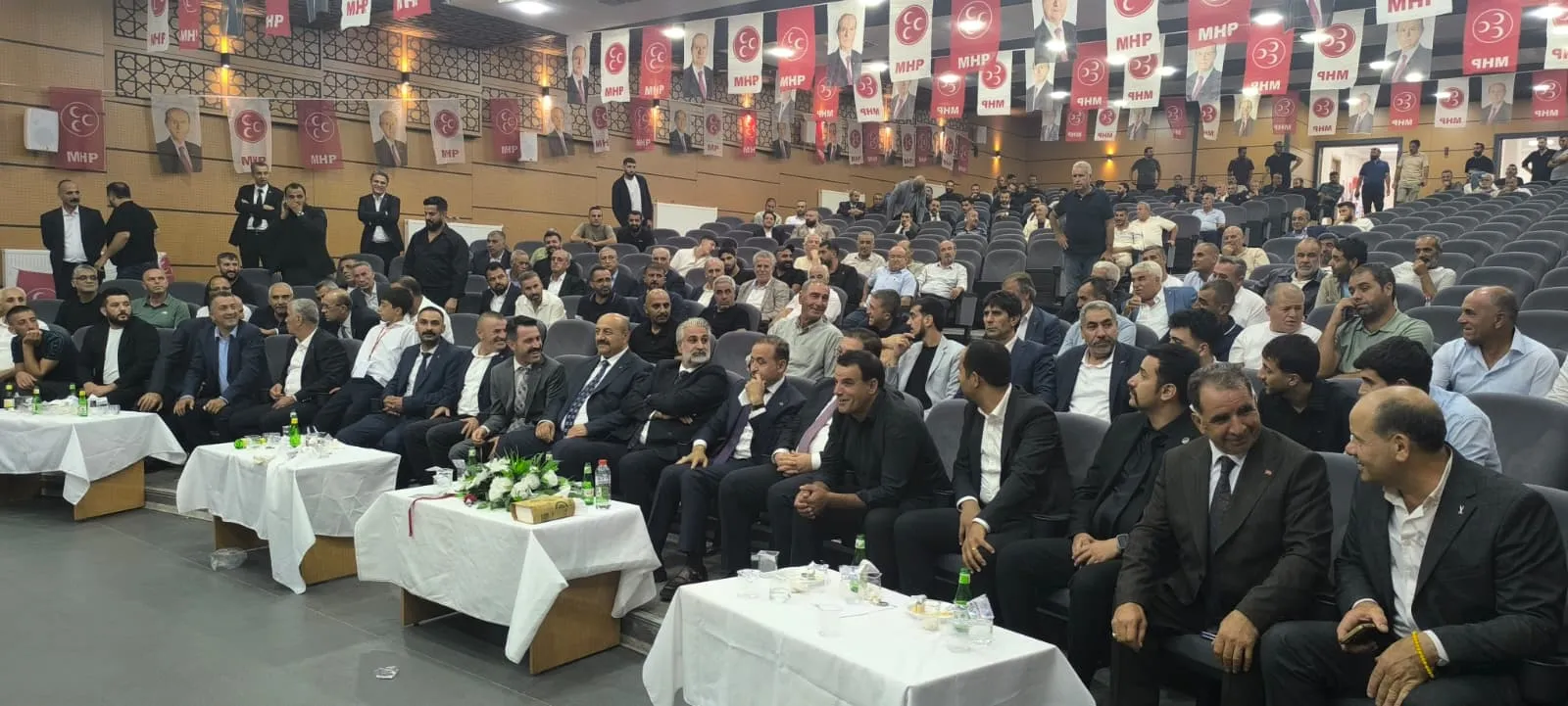 MHP Bingöl İl Kongresinde Emin Varan Güven Tazeledi - Fotoğraf Galerisi 4