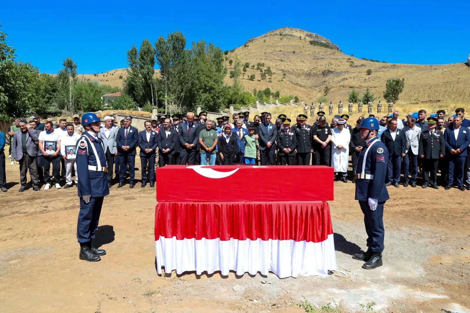 Güvenlik Korucusu Yüksel Demir Son Yolculuğuna Uğurlandı