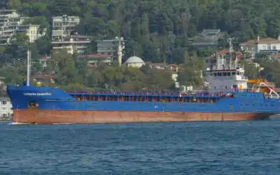 Silivri Açıklarında Gemi Çarpışması: 10 Mürettebattan Haber Alınamıyor!