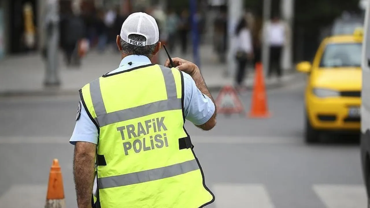 İstanbul'da Pazar Sürprizi: Yeşilay Bisiklet Turu Yolları Kapatıyor!