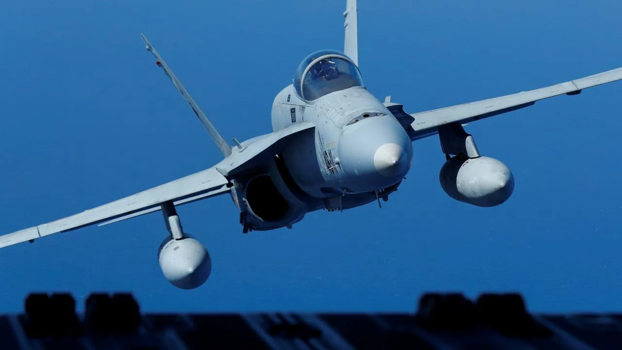 Romanya Hava Sahasını İhlal Eden İHA, NATO Jetleriyle Vuruldu!