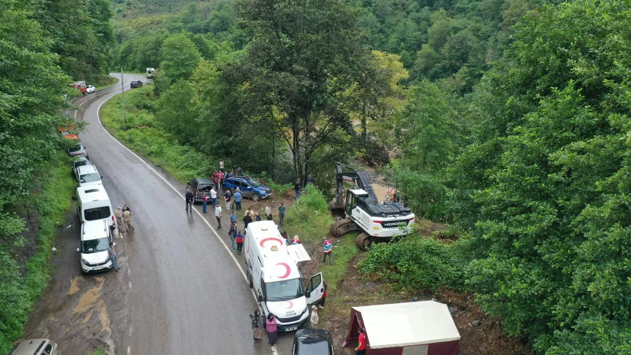 Giresun'da Selde Kaybolan Akkaya'nın Cansız Bedeni Trabzon'da Bulundu