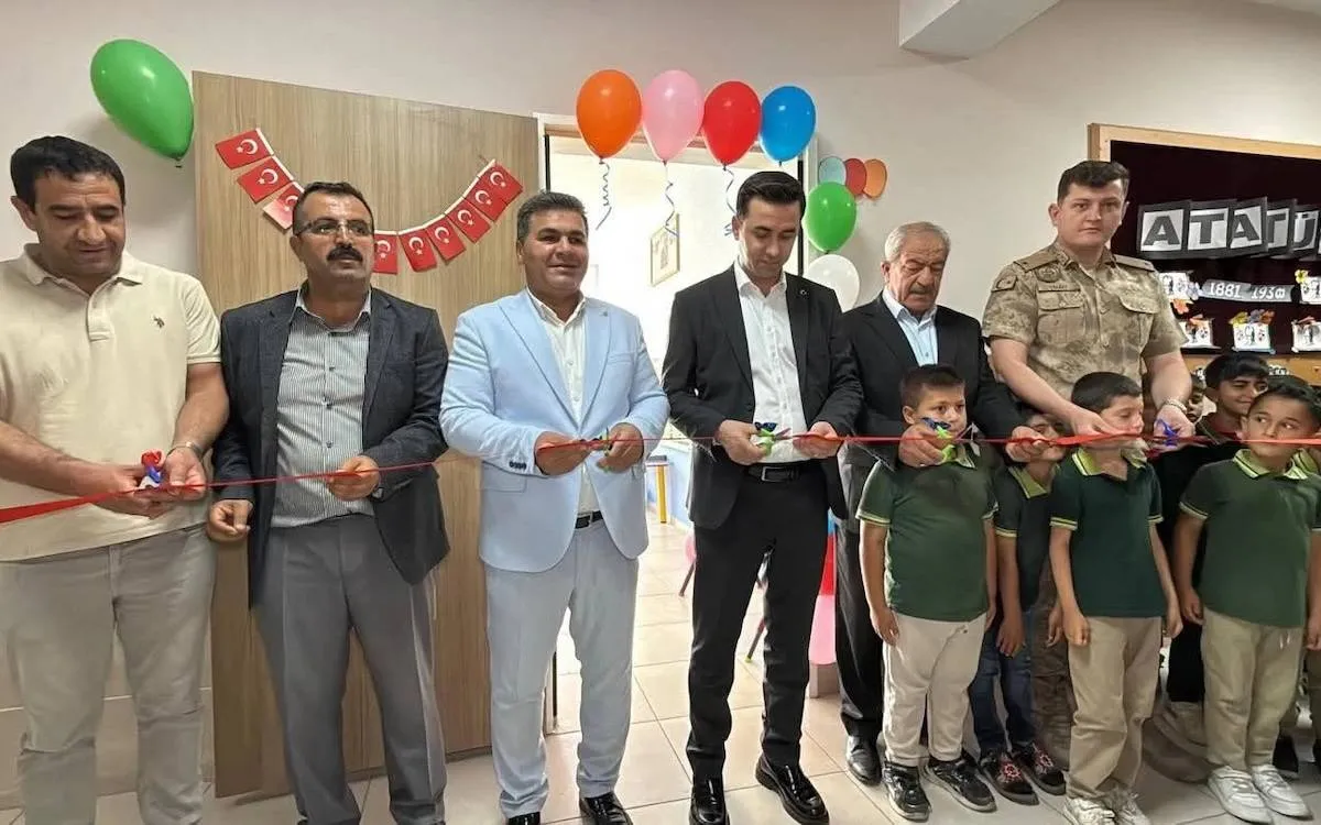 Midyat'ta Öğretmene Büyük Zafer: Yargı, Lisansüstü Eğitim Engeline Geçit Vermedi