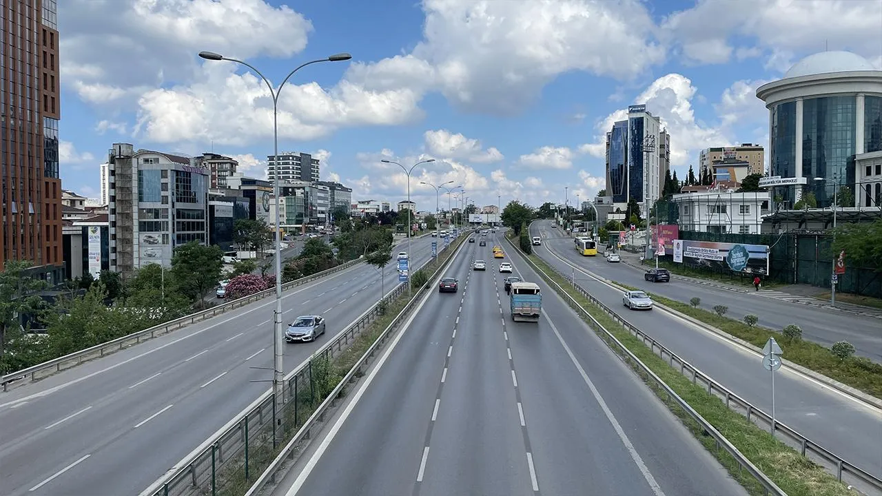 İstanbul'da 30 Ağustos öncesi trafik uyarısı: 23 Ağustos'ta yollar kapanıyor!
