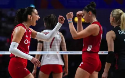 Filenin Sultanları'ndan Tarihi Final! Çin'i 3-0 Devirdi, Brezilya ile Karşılaşacak