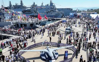 Marmaris'te firari operasyonu! Eski bakanın aracından para çıktı