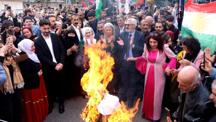 Bingöl’de Newroz Ateşi Bugün Yakıldı