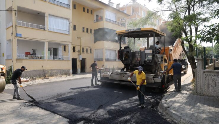 Bingöl Belediyesi 20 Kilometrelik Yol Ağını 40 Bin Ton Asfaltla Yenileyecek