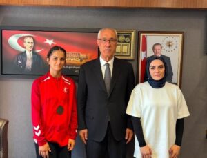 Bingöllü Milli Güreşçi Rümeysa Keskin TBMM’de Ağırlandı